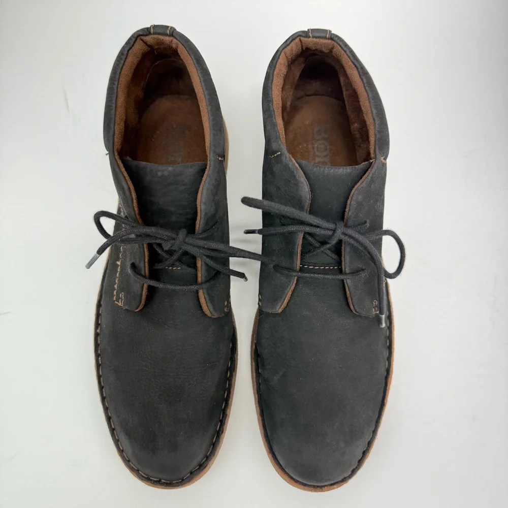 Born size 11.5 Men’s Black Leather Lace Up Ankle Chukka Boots